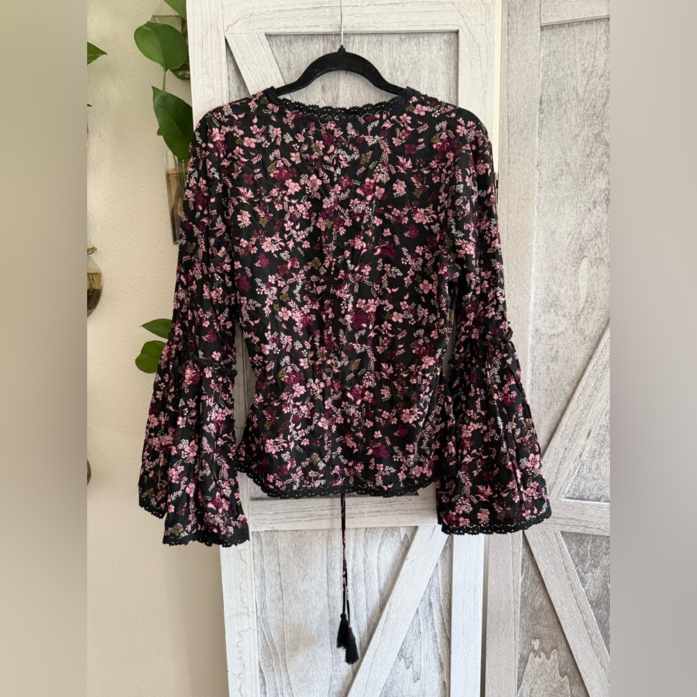 NWOT *Idyllwind Black and Pink Floral Blouse/cardigan Top Layer - Picture 9 of 16